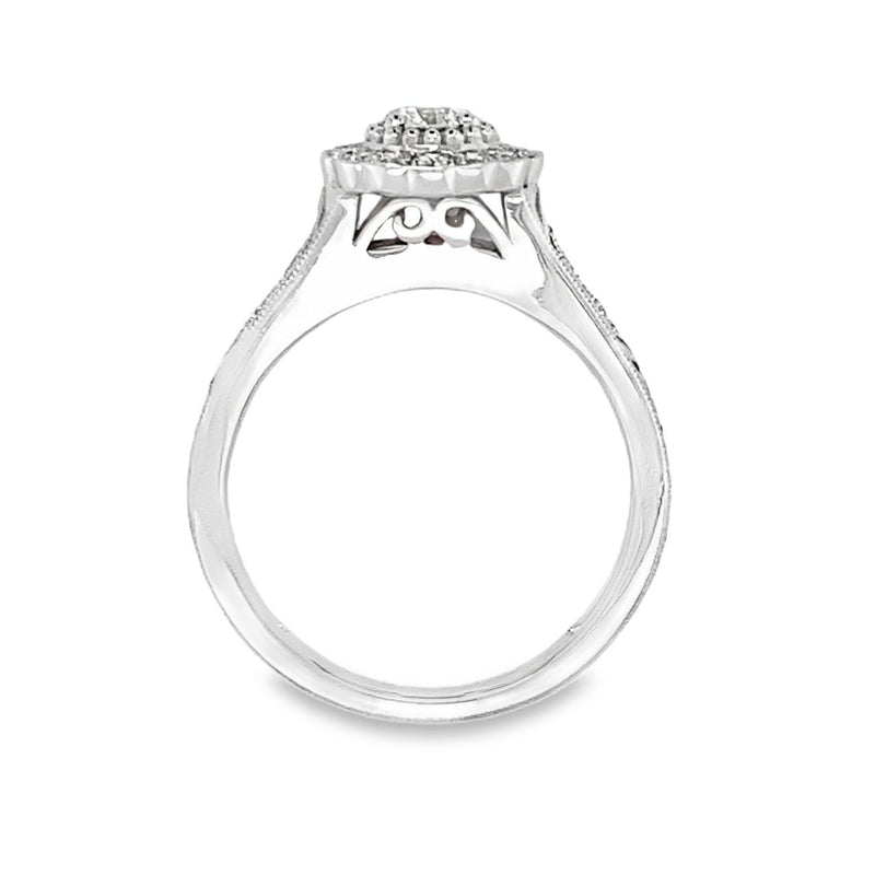 Flower Halo Diamond Ring