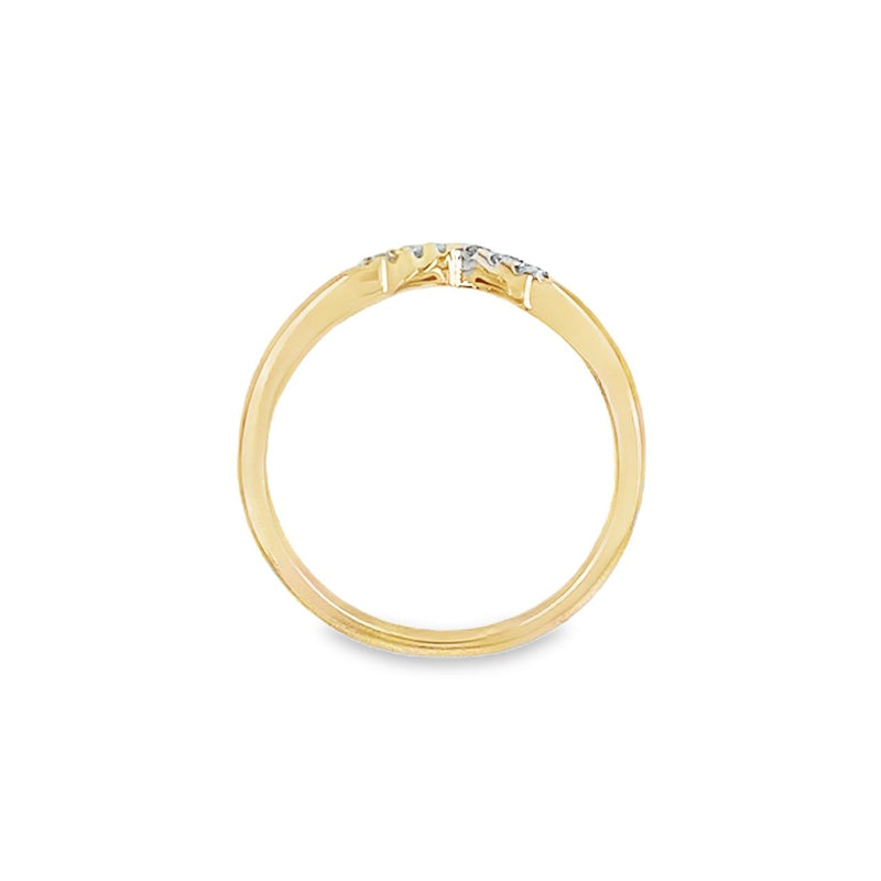 V-Shaped Diamond Wedding Band